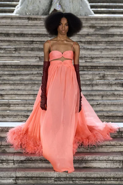 Look 93